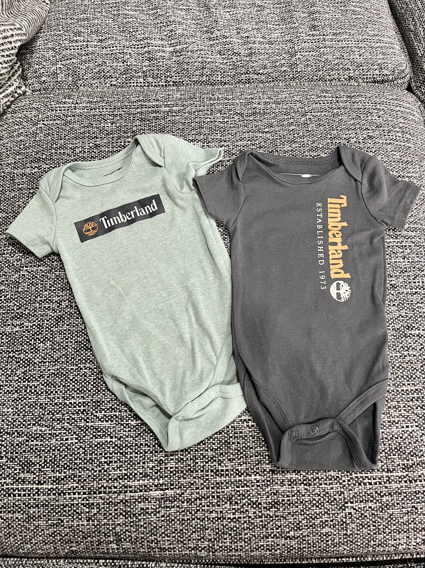 Timberland | onesies | 6m