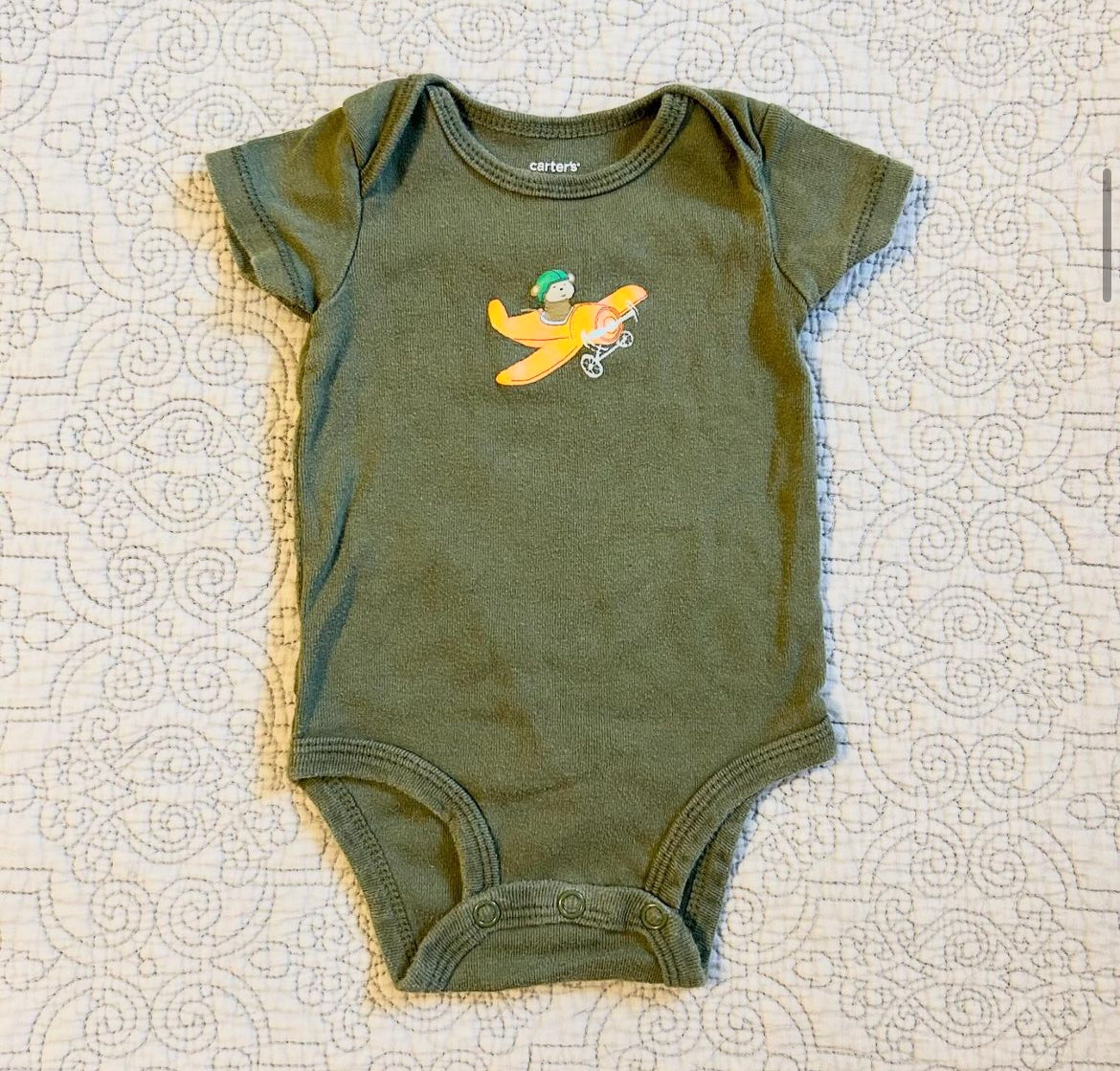 Carters | green onesie | 3m