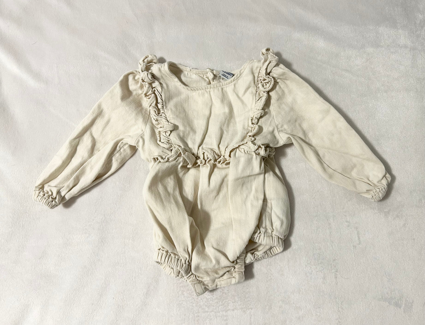 Old Navy | LS bubble romper | 18m